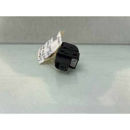 Interrupteur de leve vitre arriere gauche AUDI Q2