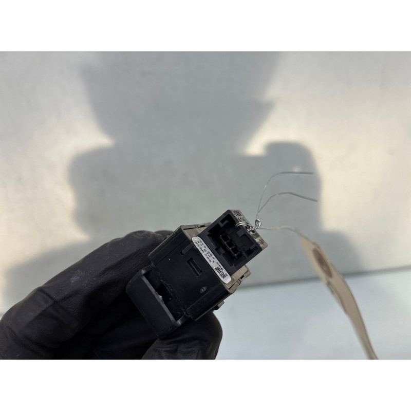 Interrupteur de leve vitre avant droit AUDI Q2 Photo n°3