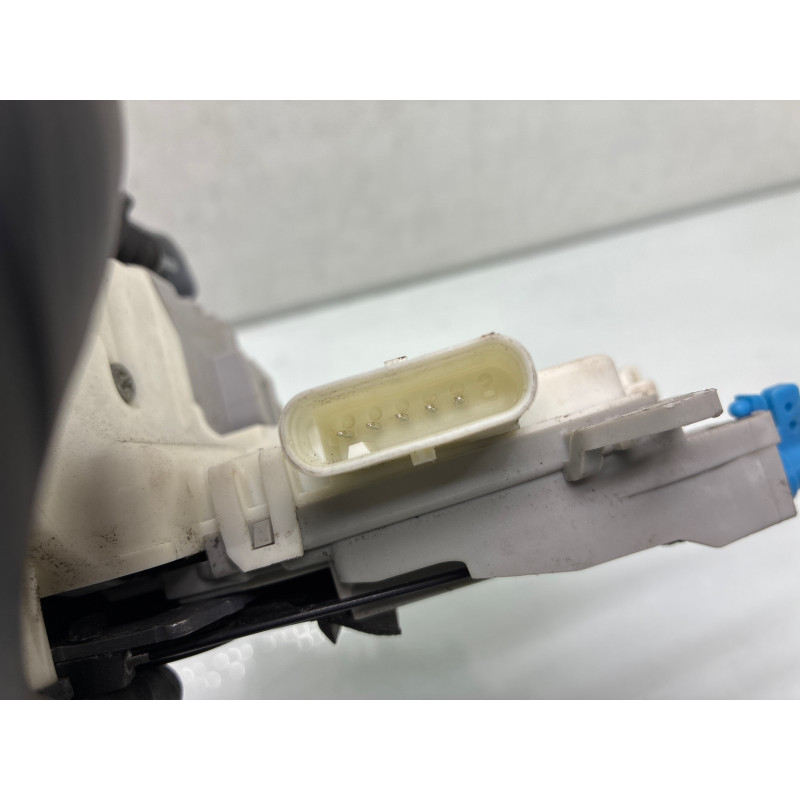 Serrure arriere droit AUDI Q2 Photo n°4