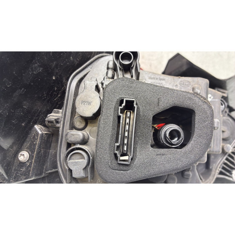 Feu arriere principal droit (feux) SEAT IBIZA 5 Photo n°4