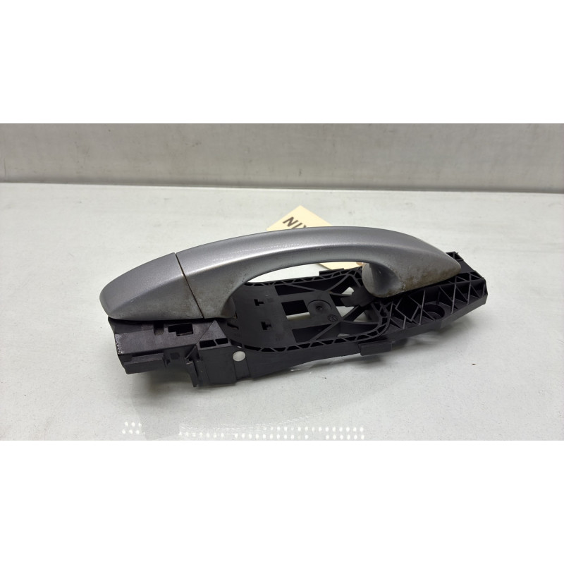 Poignee porte avant droit SEAT IBIZA 5 Photo n°1