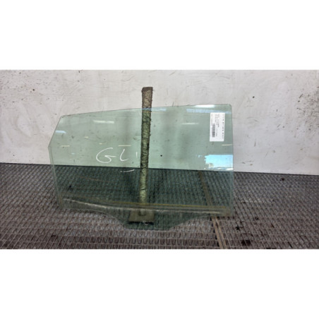 Vitre arriere droit SEAT IBIZA 5 Photo n°1