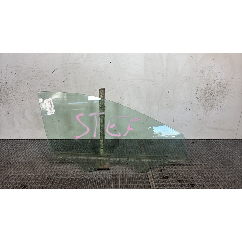 Vitre avant droit SEAT IBIZA 5 Photo n°1