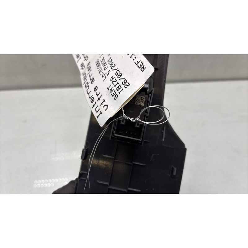 Interrupteur de leve vitre arriere droit SEAT IBIZA 5 Photo n°3