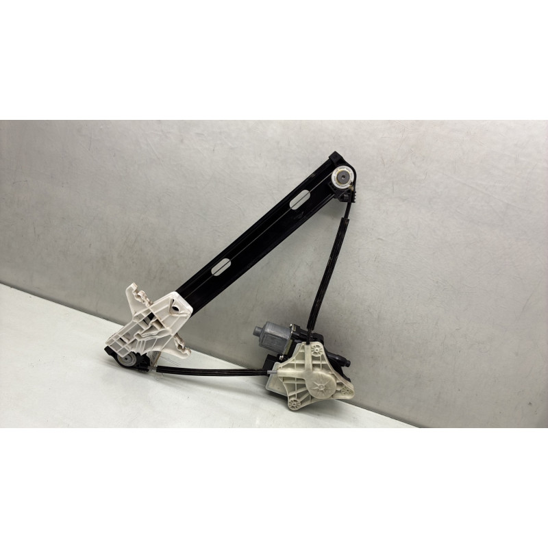 Leve vitre electrique arriere droit SEAT IBIZA 5 Photo n°1