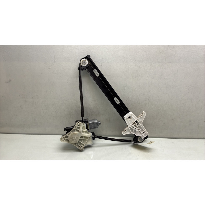 Leve vitre electrique arriere gauche SEAT IBIZA 5 Photo n°1