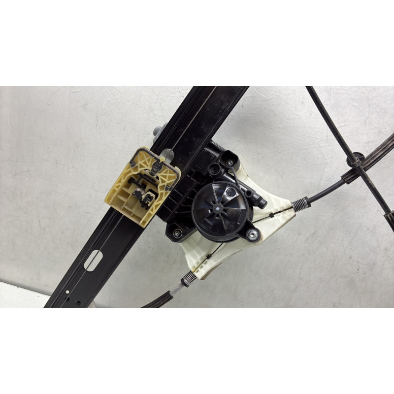 Leve vitre electrique avant gauche SEAT IBIZA 5 Photo n°3