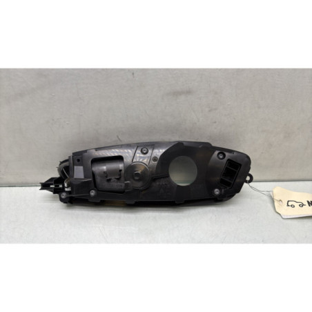 Poignee interieur avant droit AUDI A1 1