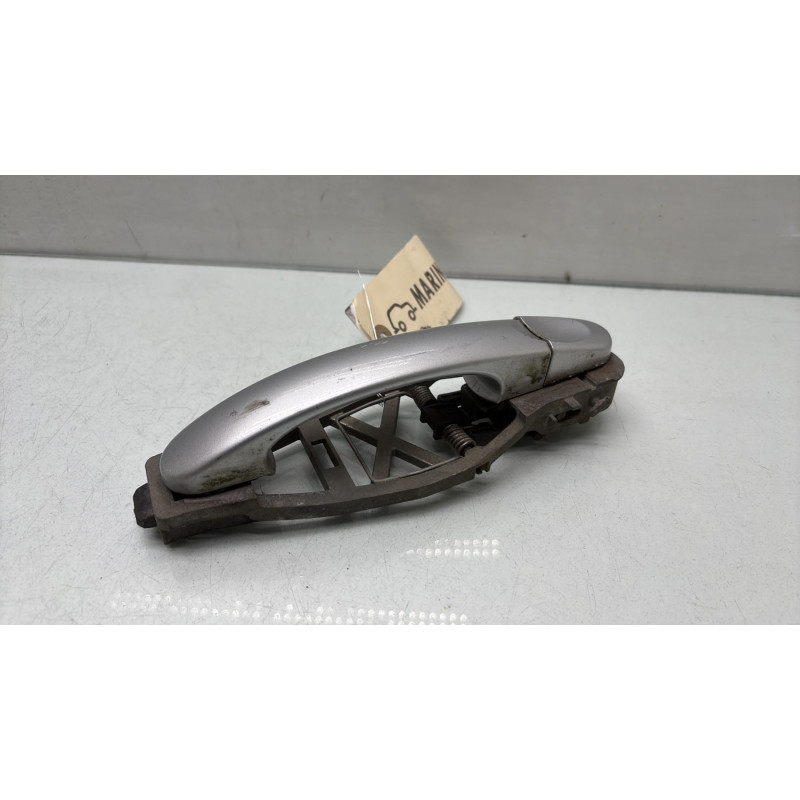 Poignee porte arriere gauche VOLKSWAGEN TOURAN 1 Photo n°1