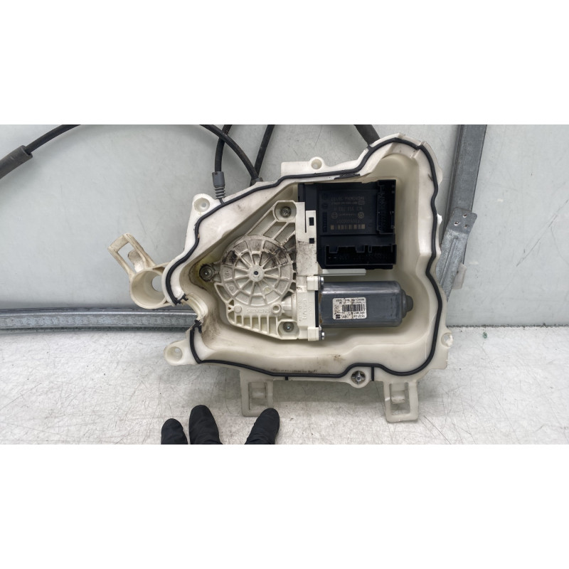 Leve vitre electrique avant gauche SEAT ALTEA Photo n°4