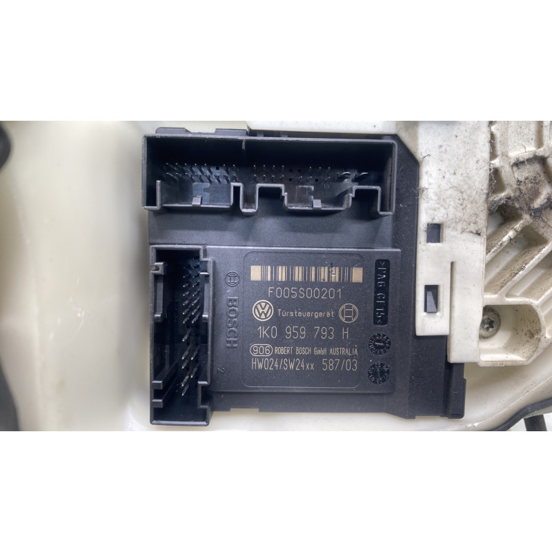 Leve vitre electrique avant gauche SEAT ALTEA Photo n°5