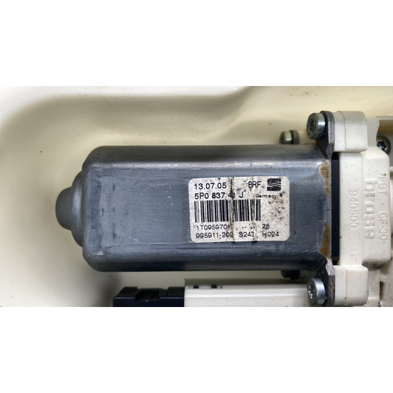 Leve vitre electrique avant gauche SEAT ALTEA Photo n°6