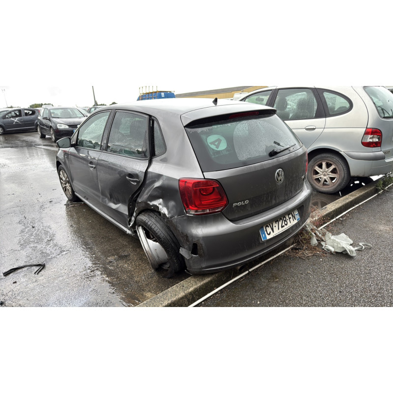 Anti brouillard droit (feux) VOLKSWAGEN POLO 5 Photo n°9