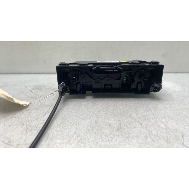 Commande chauffage VOLKSWAGEN POLO 5 Photo n°3