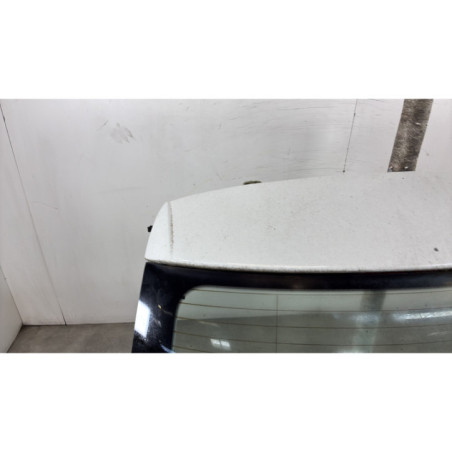 Malle/Hayon arriere VOLKSWAGEN POLO 5