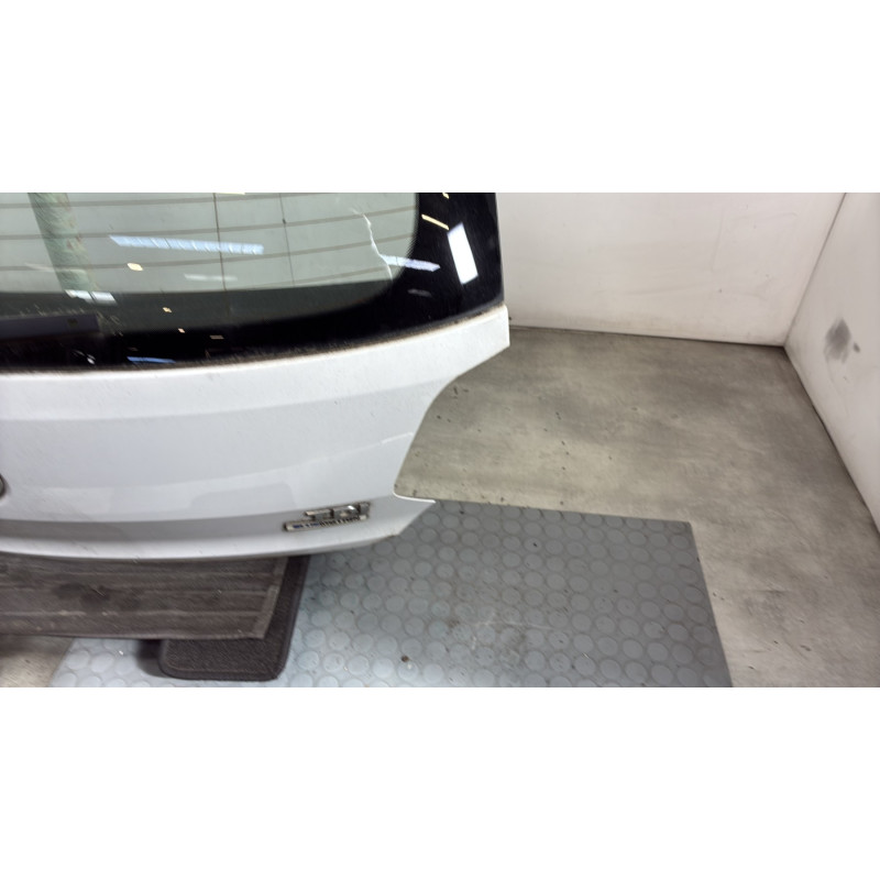 Malle/Hayon arriere VOLKSWAGEN POLO 5 Photo n°4
