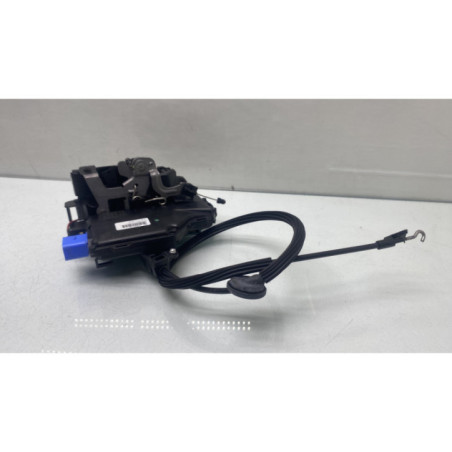 Serrure arriere droit VOLKSWAGEN TOURAN 2