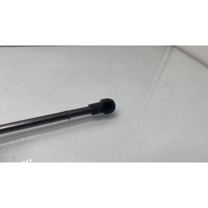 Verin de capot VOLKSWAGEN TOURAN 2 Photo n°3