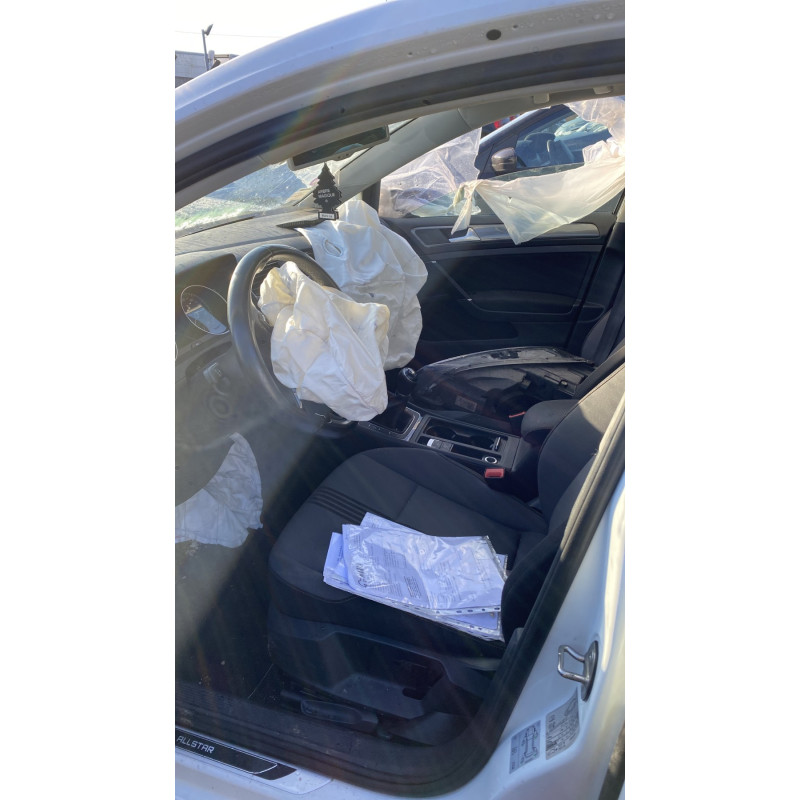 Feu arriere principal droit (feux) VOLKSWAGEN GOLF 7 Photo n°10