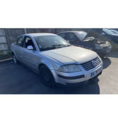 Vitre avant droit VOLKSWAGEN PASSAT 4