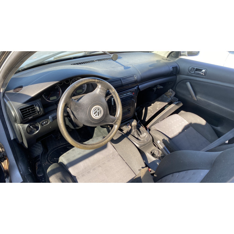 Serrure avant droit VOLKSWAGEN PASSAT 4 Photo n°18