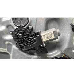 Leve vitre electrique avant gauche VOLKSWAGEN POLO 4