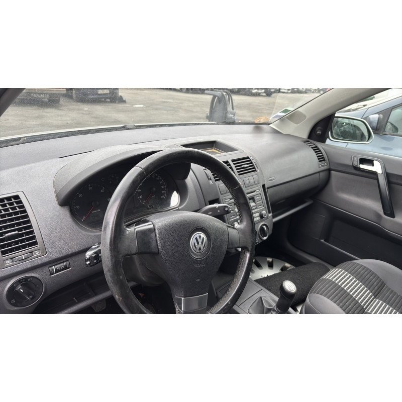 Pommeau de vitesses VOLKSWAGEN POLO 4 Photo n°20