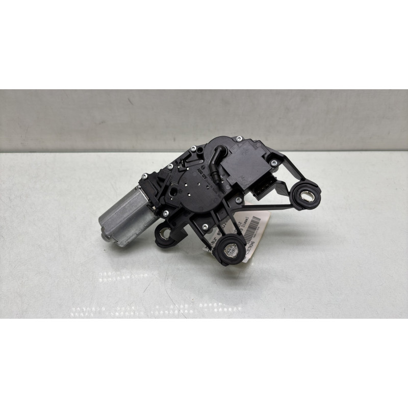 Moteur essuie glace arriere VOLKSWAGEN POLO 4 Photo n°4