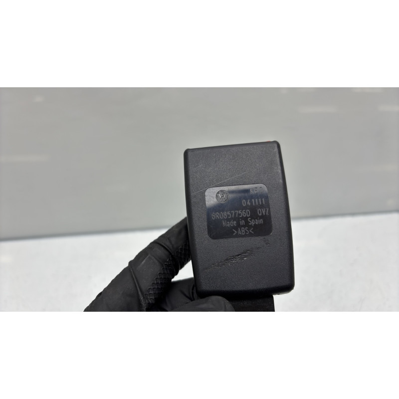 Attache ceinture avant droit VOLKSWAGEN POLO 5 Photo n°5