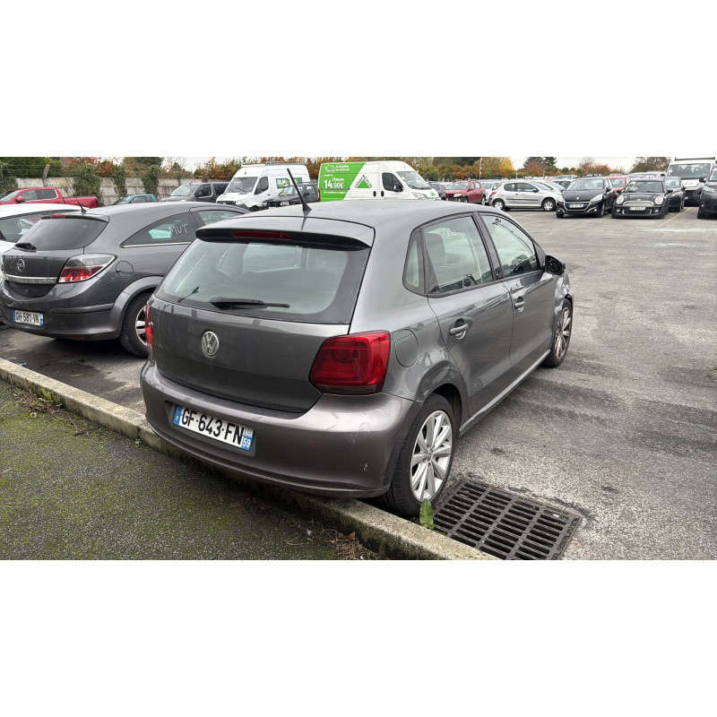 Pretensionneur de ceinture avant droit VOLKSWAGEN POLO 5 Photo n°8