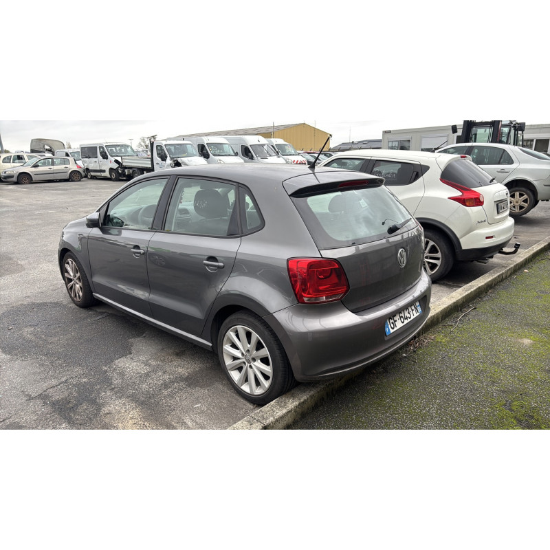 Pretensionneur de ceinture avant droit VOLKSWAGEN POLO 5 Photo n°9