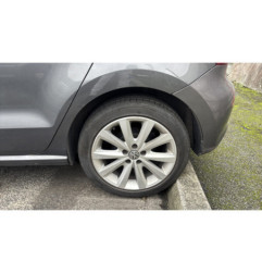 Pretensionneur de ceinture avant droit VOLKSWAGEN POLO 5