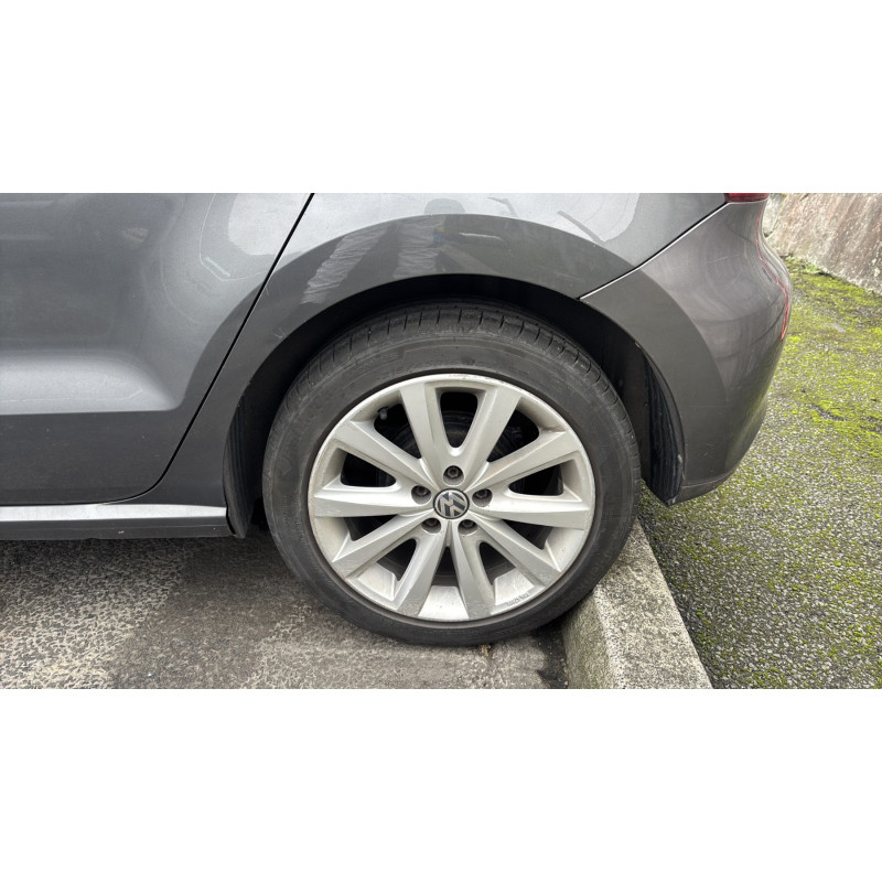Pretensionneur de ceinture avant droit VOLKSWAGEN POLO 5 Photo n°14