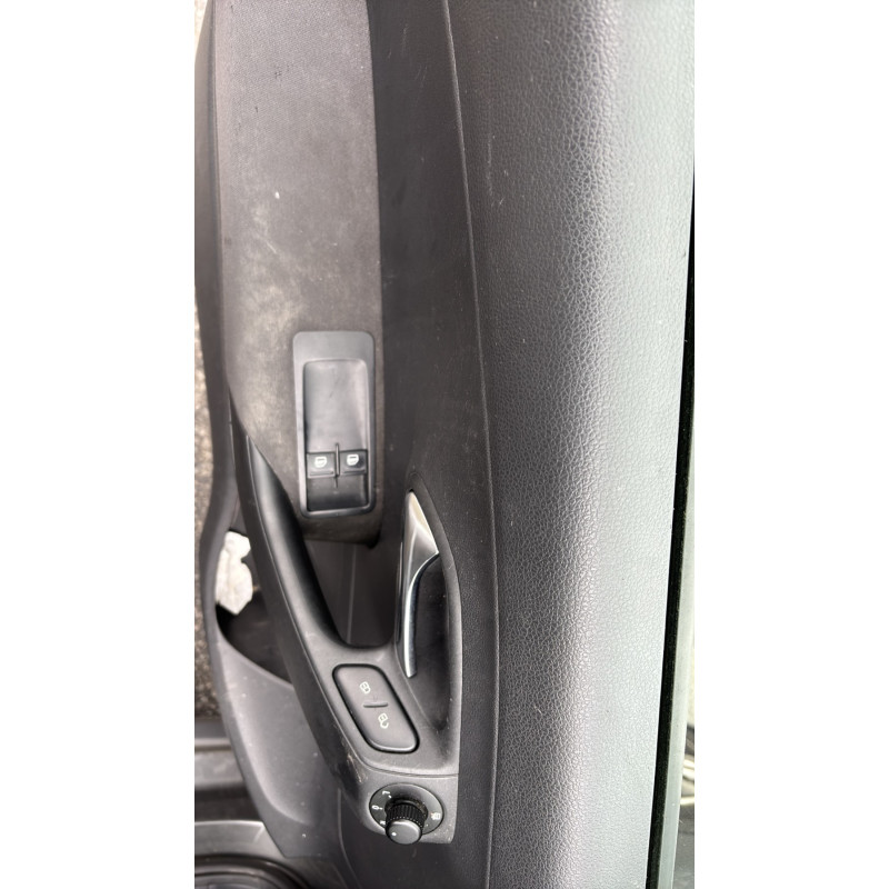 Pretensionneur de ceinture avant droit VOLKSWAGEN POLO 5 Photo n°16