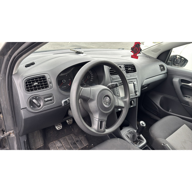 Pretensionneur de ceinture avant droit VOLKSWAGEN POLO 5 Photo n°18
