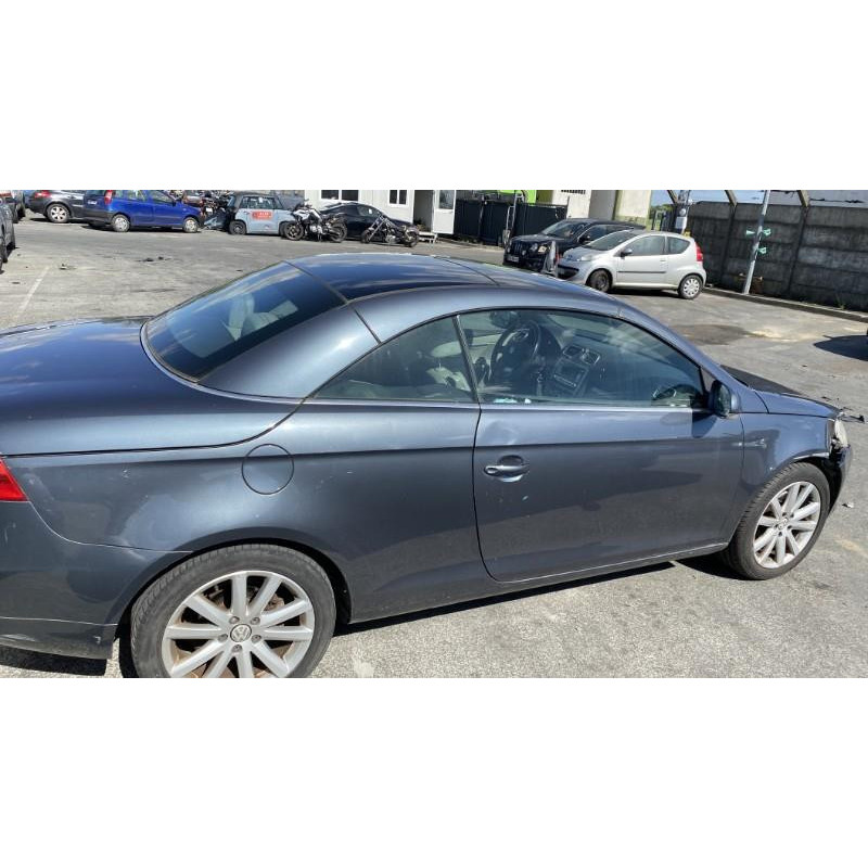 Feu arriere secondaire droit (feux) VOLKSWAGEN EOS Photo n°13