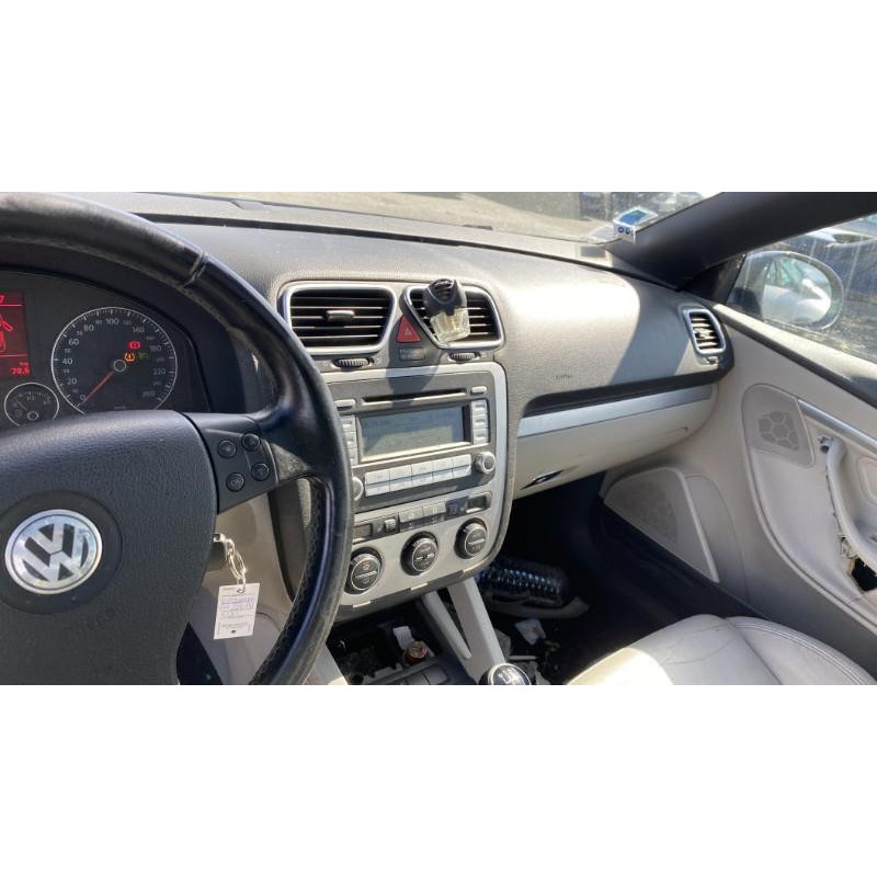 Feu arriere secondaire droit (feux) VOLKSWAGEN EOS Photo n°18