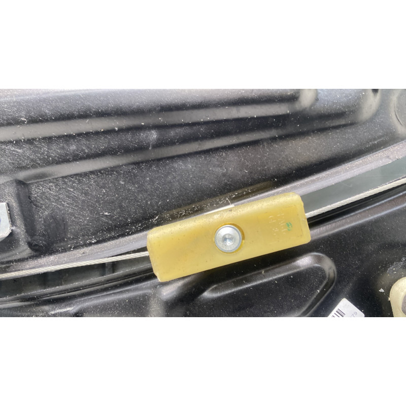 Leve vitre electrique arriere gauche VOLKSWAGEN EOS Photo n°5