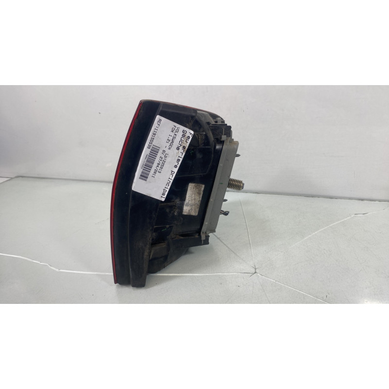 Feu arriere principal gauche (feux) VOLKSWAGEN FOX Photo n°2