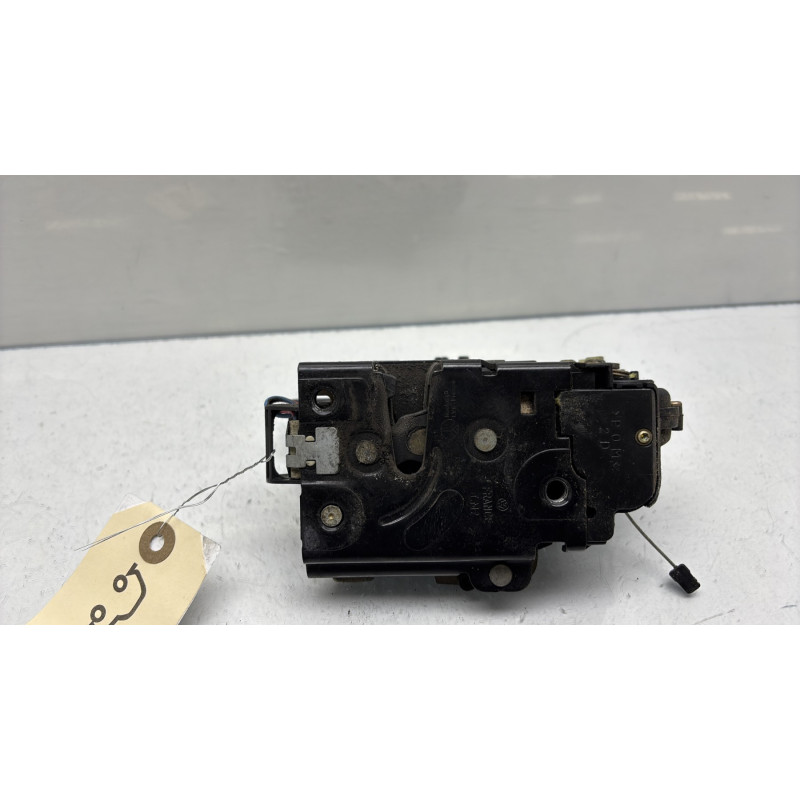 Serrure avant droit VOLKSWAGEN GOLF 4 Photo n°5