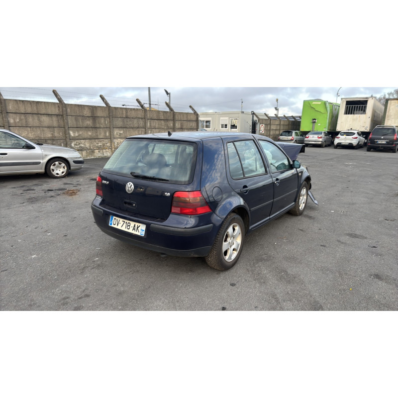 Verin de coffre VOLKSWAGEN GOLF 4 Photo n°8