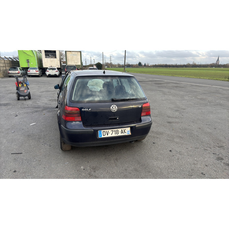 Verin de coffre VOLKSWAGEN GOLF 4 Photo n°10