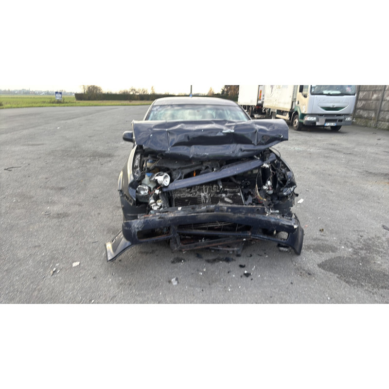 Verin de coffre VOLKSWAGEN GOLF 4 Photo n°13