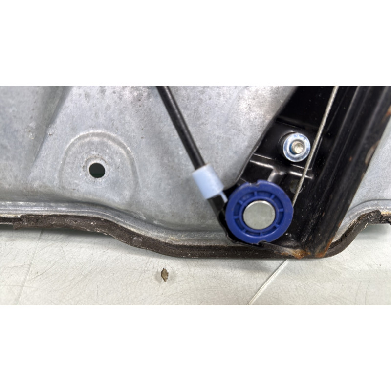 Leve vitre electrique avant gauche VOLKSWAGEN GOLF 4 Photo n°5