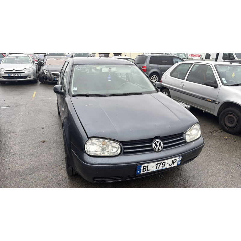 Pare choc arriere VOLKSWAGEN GOLF 4 Photo n°14