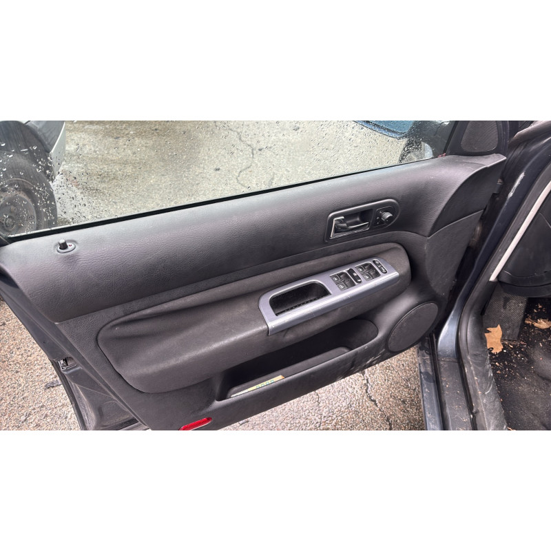 Pare choc arriere VOLKSWAGEN GOLF 4 Photo n°15
