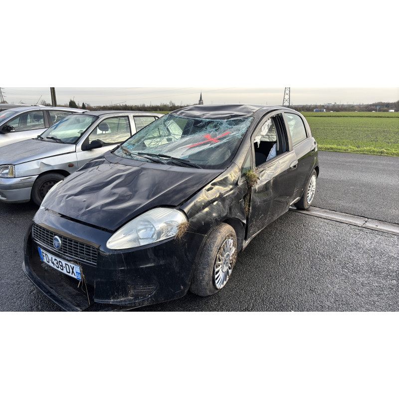 Trappe d'essence FIAT GRANDE PUNTO Photo n°4