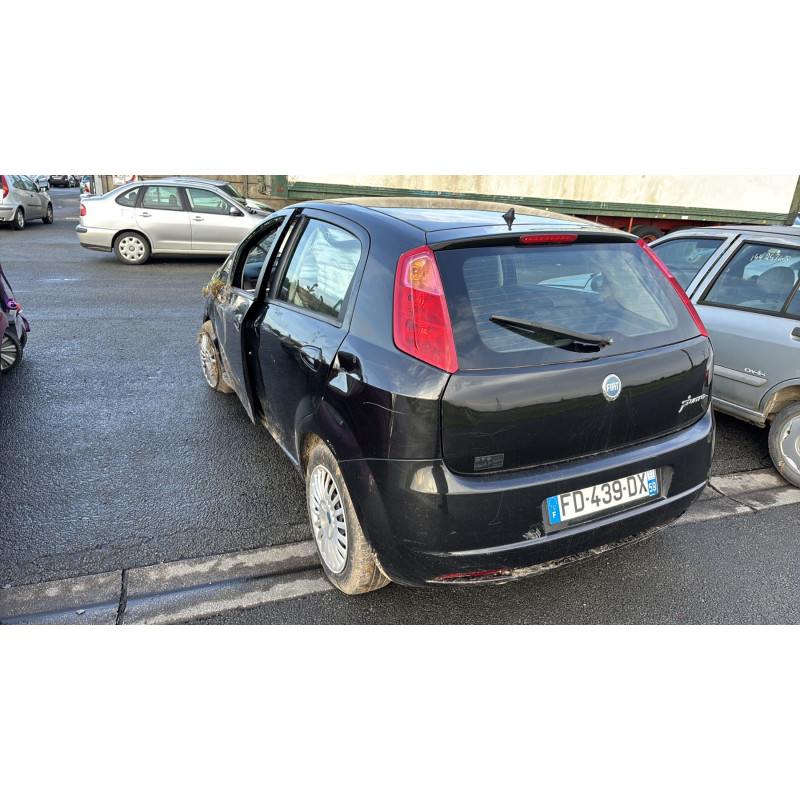Trappe d'essence FIAT GRANDE PUNTO Photo n°7