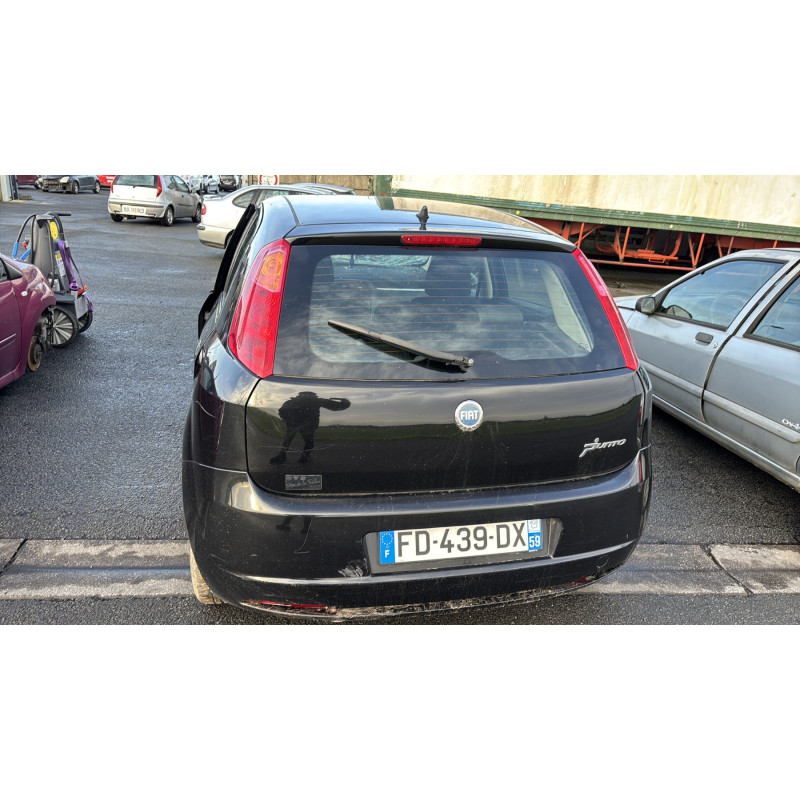 Trappe d'essence FIAT GRANDE PUNTO Photo n°8