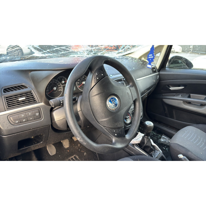 Trappe d'essence FIAT GRANDE PUNTO Photo n°16